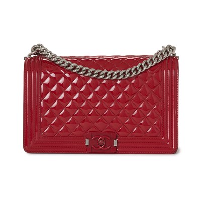 Lot 319 - Chanel, a New Medium Plexiglass Boy handbag.