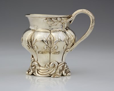 Lot 379 - A William IV silver naturalistic mug, the...