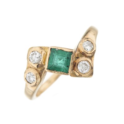 Lot 178 - An 18ct gold emerald and diamond crossover dress ring