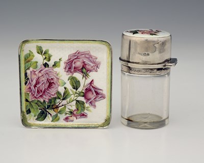 Lot 388 - An Edwardian glass scent or smelling salts jar,...