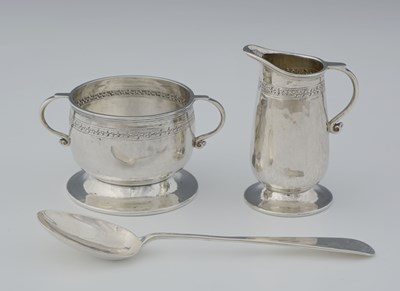 Lot 83 - Liberty, three George V silver items, to...