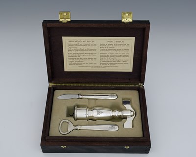Lot 239 - Jezler, a twentieth-century cased Swiss 800...