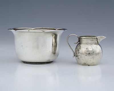 Lot 292 - A George V silver bowl, with a lobed, shaped...