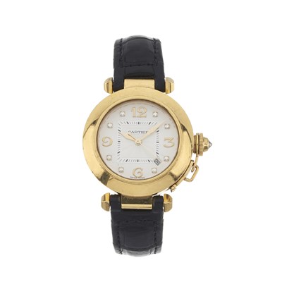Lot 231 - Cartier, an 18ct gold Pasha wrist watch