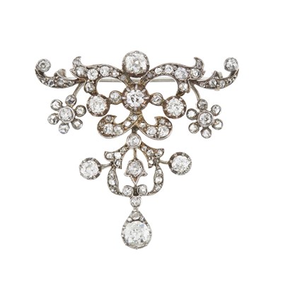 Lot 43 - A Belle Epoque gold and silver, diamond floral brooch