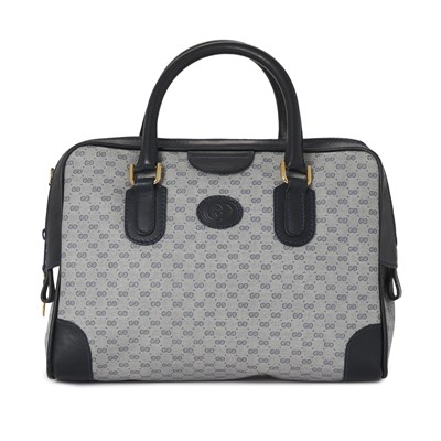 Lot 411 - Gucci, a vintage Boston handbag.