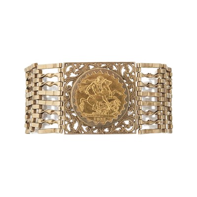 Lot 35 - A 1970s 9ct gold full sovereign gate bracelet