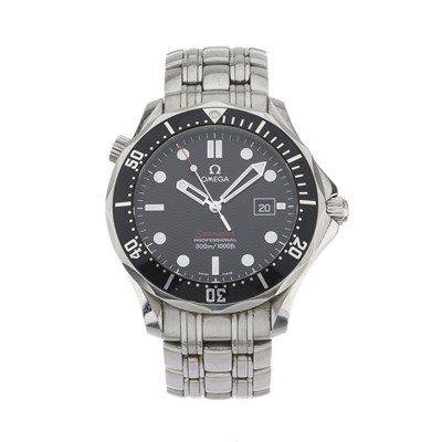 Lot 253 - Omega, a stainless steel Seamaster Diver 300M bracelet watch
