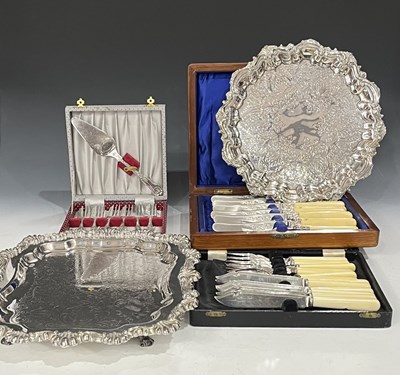 Lot 27 - A group of white metal, plated, and base metal...