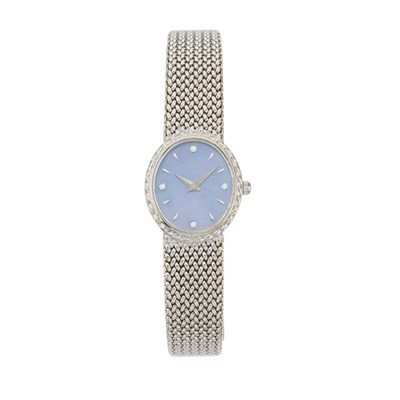 Lot 281 - Bucherer, an 18ct gold factory diamond set bracelet watch