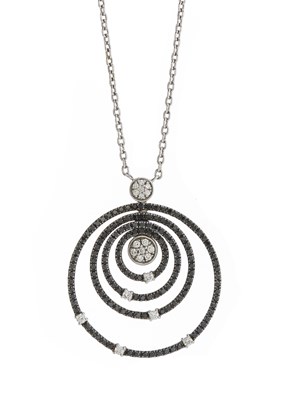 Lot 130 - Roberto Coin, an 18ct gold diamond and black diamond necklace