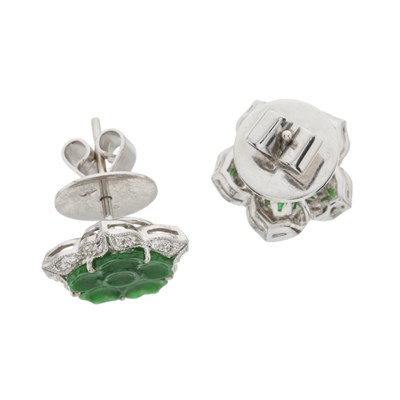Lot 38 - A pair of 18ct gold jade and diamond floral cluster stud earrings