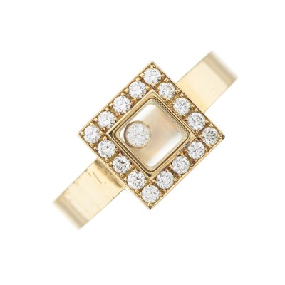 Lot 115 - Chopard, an 18ct gold diamond Happy Spirit ring