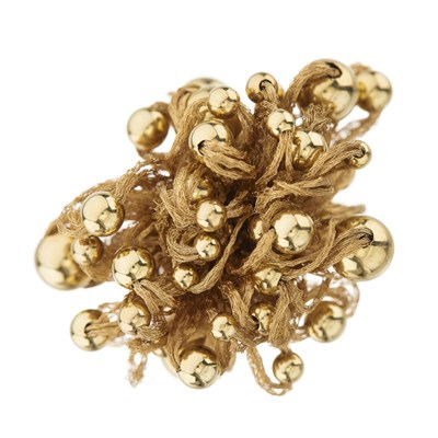 Lot 49 - An 18ct gold bead accent cocktail ring