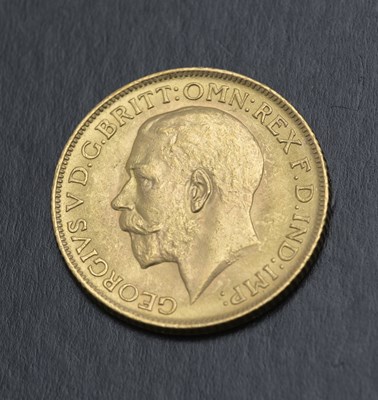 Lot 108 - George V, Sovereign, 1913, diameter 2.2cm, 8g