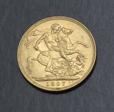 Lot 107 - Edward VII, Sovereign, 1907, diameter 2.2cm, 8g