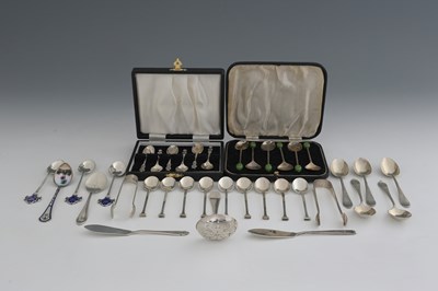 Lot 239 - A collection of twentieth-century hallmarked...