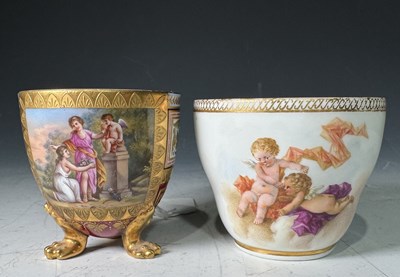 Lot 102 - A Meissen-style teacup with foliate moulded...