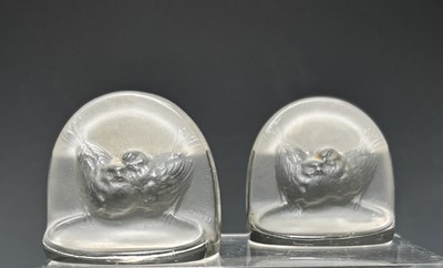 Lot 155 - A pair of Lalique Pinsons menu, frosted glass,...