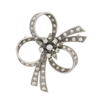 Lot 54 - Cropp & Farr, a mid 20th century 18ct gold diamond spray brooch