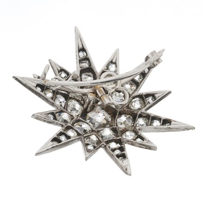 Lot 18 - A late 19th century diamond star brooch