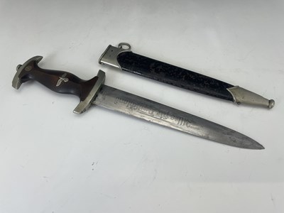 Lot 209A - A German Third Reich SA NSKK 33 Model dagger,...