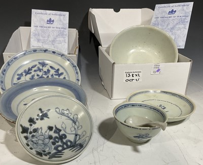 Lot 138 - Qing blue and white porcelain recovered from...