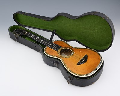 Lot 219 - A de Vekey & Son Style 4 Ukulele, labelled...