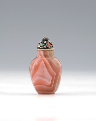 Lot 443 - A Chinese banded agate snuff bottle,...