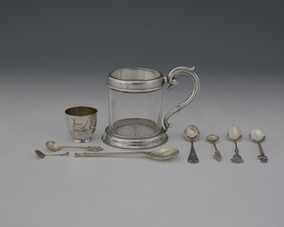 Lot 117 - A group of twentieth-century silver, to...