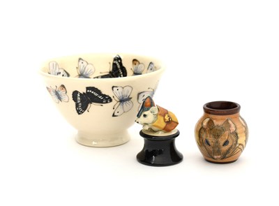 Lot 711 - A Dennis Chinaworks Knight chess piece...