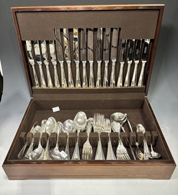 Lot 168 - A wooden canteen of British made Sheffield...