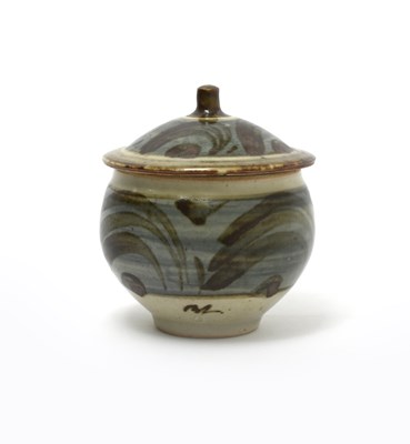 Lot 354 - Bernard Leach MBE (1887-1979) Preserve pot and...