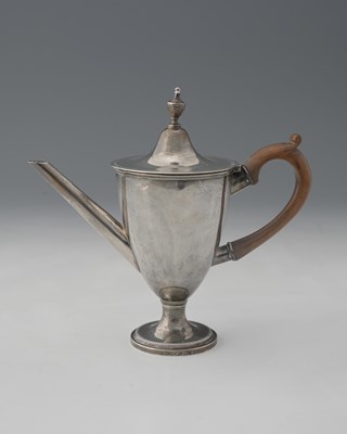 Lot 241 - An Edwardian silver chocolate pot, by Edward...