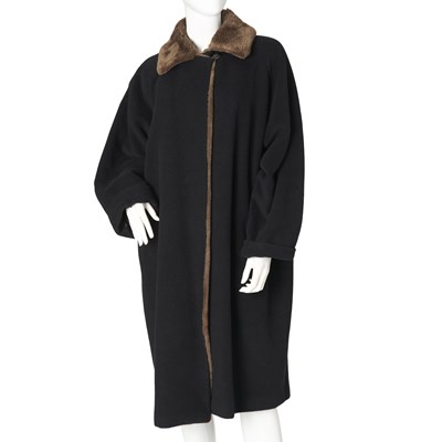 Lot 461 - Max Mara, a black wool/cashmere coat w/ fur trim.