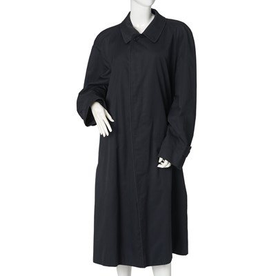 Lot 304 - Burberry, a men's navy blue trench coat