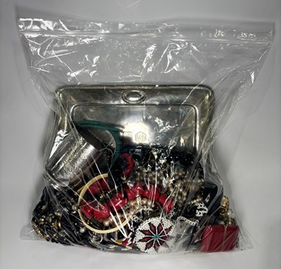Lot 284 - A large selection of costume jewellery