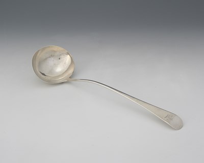 Lot 120 - A George III silver old English pattern soup...