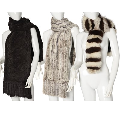 Lot 570 - Fur accessories.