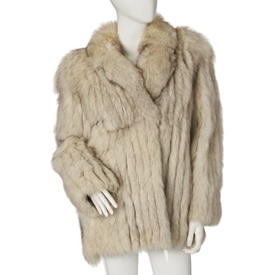 Lot 543 - A blue fox fur jacket.