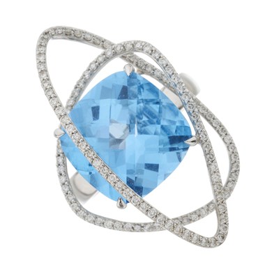 Lot 156 - An 18ct gold blue topaz and diamond cocktail ring