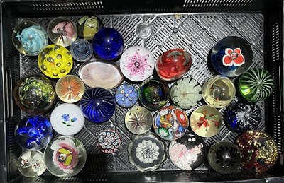 Lot 24 - A collection of 20th century paperweights to...