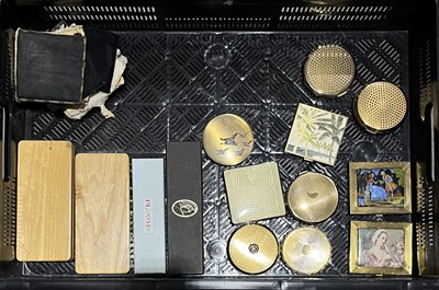 Lot 32 - A collection of gold coloured compacts dating...