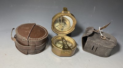 Lot 183 - An early 20th century brass pocket sextant and...