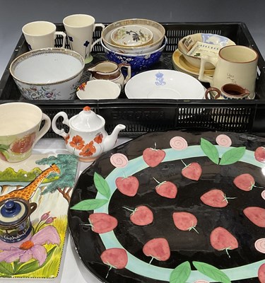 Lot 5 - A tray of ceramics to include an handpainted...