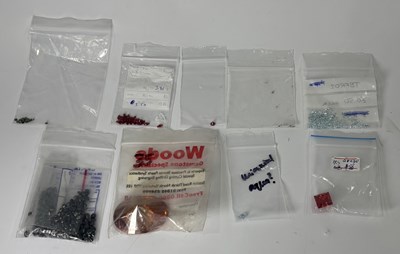 Lot 276 - A selection of loose gemstones