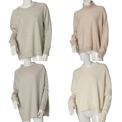 Lot 526 - A selection of ladies jumpers.