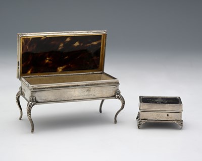 Lot 188 - Two George V silver and tortoiseshell pique...
