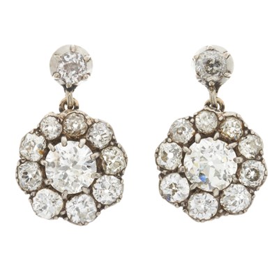 Lot 25 - A pair of 19th century diamond cluster drop earrings
