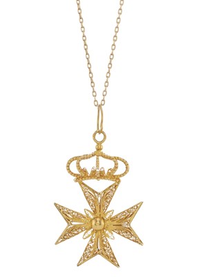 Lot 191 - A gold Maltese cross pendant, with chain